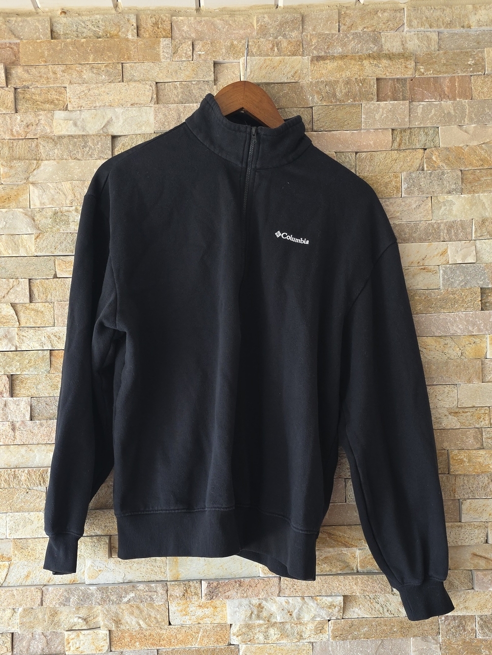 Columbia Women’s Black Half-Zip Pullover
